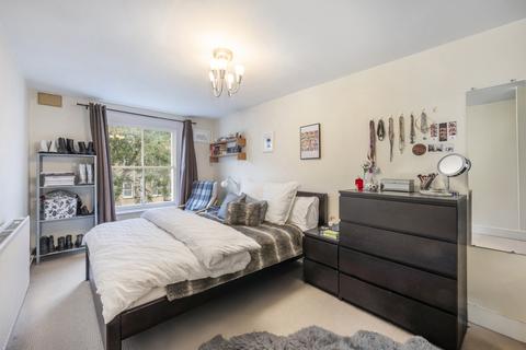 2 bedroom flat for sale, Shirland Road, London