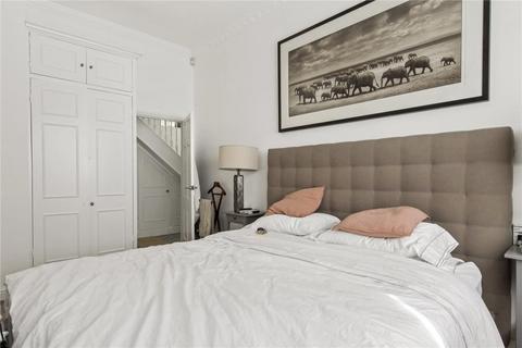 undefined, Fulton Mews, London