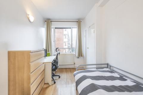 3 bedroom flat for sale, Springwater, New North Street, London