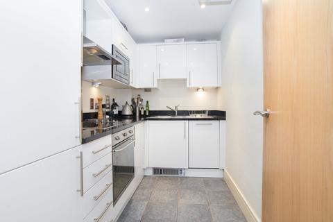 1 bedroom flat to rent, Long Lane, London, SE1