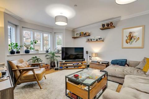 4 bedroom semi-detached house for sale, Pollards Hill South, London SW16