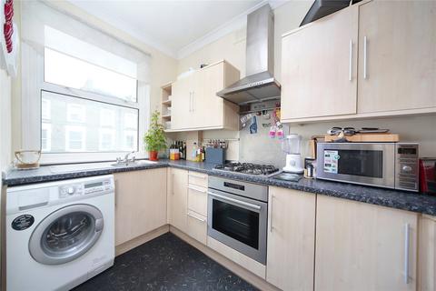 1 bedroom flat to rent, Brussels Road, Battersea, London