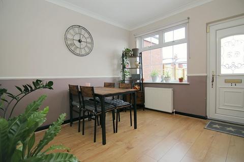 3 bedroom terraced house for sale, Silver Royd Hill, Leeds