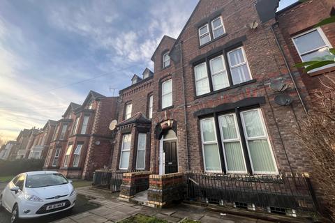 2 bedroom flat for sale, Flat 1a, 43 Bentley Road, Merseyside, L8 0SY