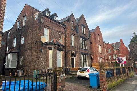 2 bedroom flat for sale, Flat 1a, 43 Bentley Road, Merseyside, L8 0SY