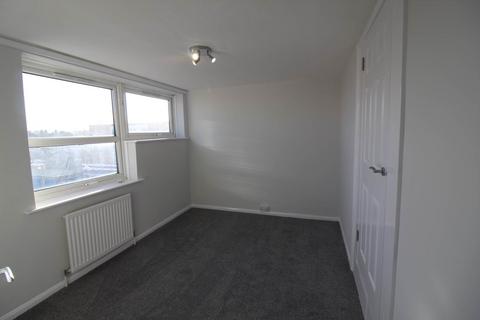 3 bedroom duplex to rent, Parton Road, Aylesbury HP20