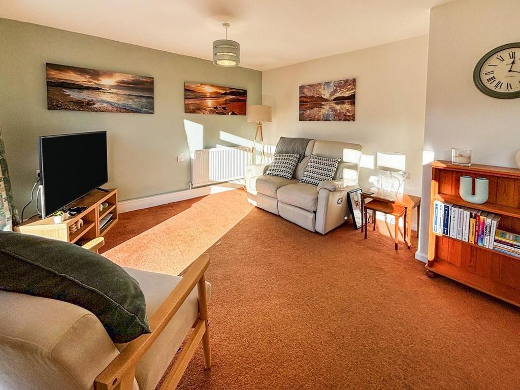 Lounge 1