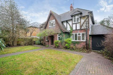 4 bedroom detached house for sale, Sonning on Thames,  Berkshire,  RG4