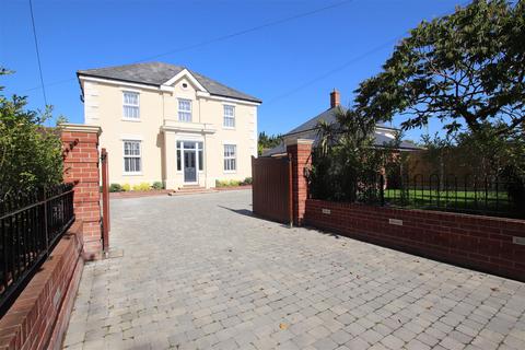 undefined, Salisbury Road, Blandford Forum