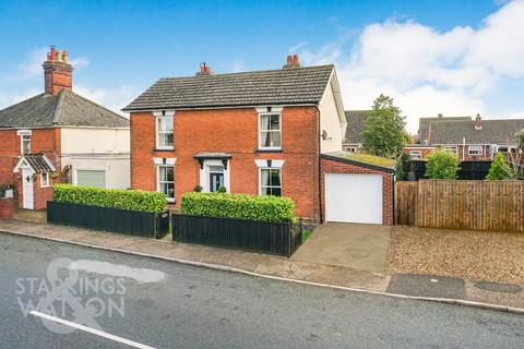 3 bedroom detached house for sale, Shelfanger Road, Diss