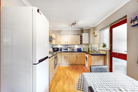 31 Southend Drive, Strathaven, ML10 6QT