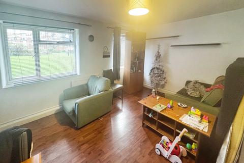 2 bedroom flat for sale, Kielder Square, Eccles New Road, Salford, M5