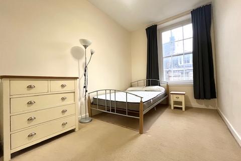 2 bedroom flat to rent, The Green, Aberdeen AB11