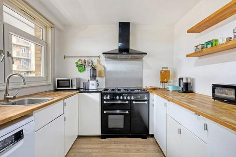 25 Portman Place, London, E2 0LG