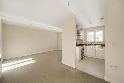 2 bedroom flat for sale, Radcliffe Mews, New Cardington