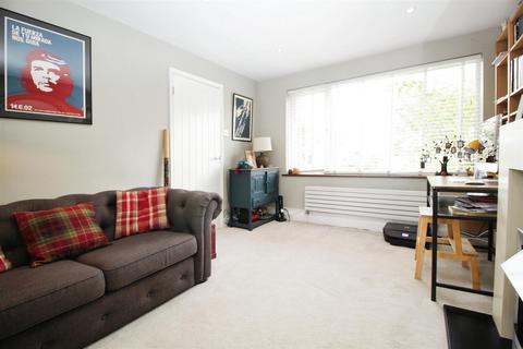 3 bedroom house to rent, Westwood Avenue, Hertfordshire SG4