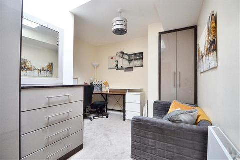 2 bedroom flat for sale, Winchester