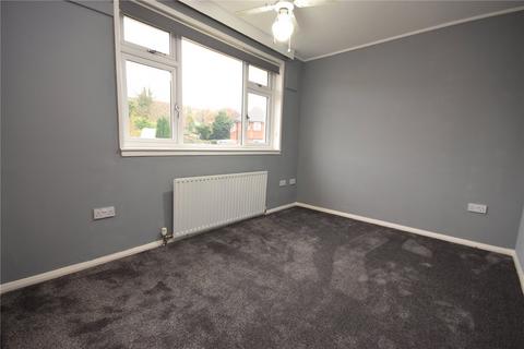 2 bedroom semi-detached house to rent, Iveson Rise, Leeds, West Yorkshire