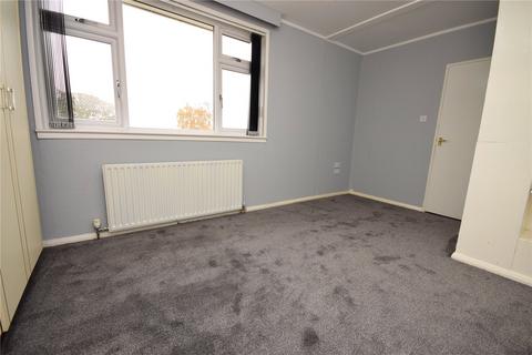 2 bedroom semi-detached house to rent, Iveson Rise, Leeds, West Yorkshire