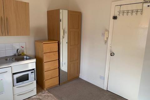 House share to rent, West End Lane, West Hampstead NW6