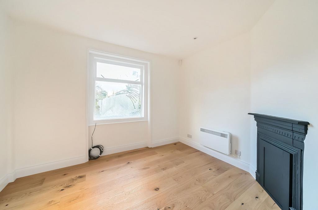 1227418 (3).jpg