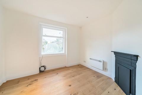 undefined, Cricklewood Lane, Childs Hill, London, NW2