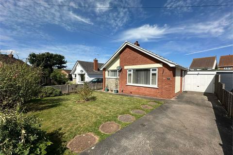 2 bedroom detached bungalow for sale, Meadow Close, Newton Abbot TQ12