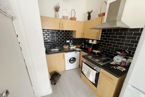 1 bedroom flat for sale, Skirving Street, Flat 1-1, Glasgow G41