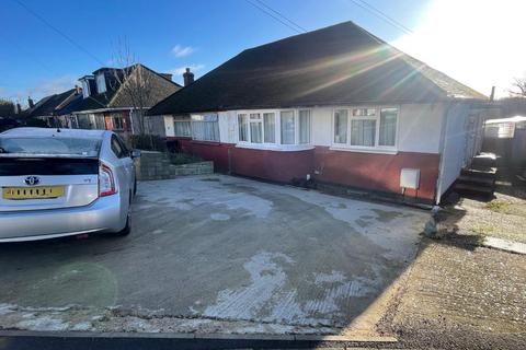 2 bedroom semi-detached bungalow to rent, Grants Close, Mill Hill, NW7