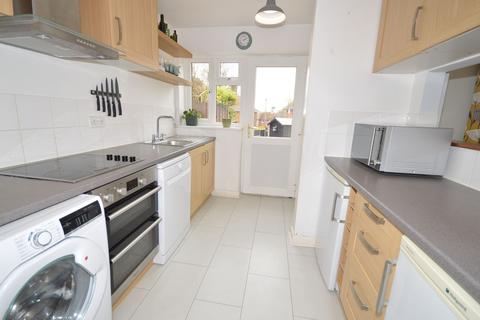 3 bedroom semi-detached house for sale, Compton Road, Aylesbury HP22