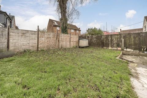 3 bedroom end of terrace house for sale, Cherry Crescent, Brentford TW8