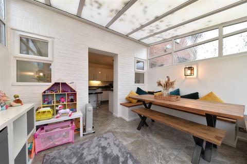 67 Trajan Gate, Stevenage, SG2 7QQ