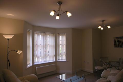 2 bedroom flat to rent, Middlewood Close, Solihull B91