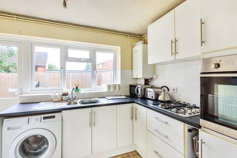 2 bedroom maisonette to rent, Wooteys Way, Alton, Hampshire, GU34