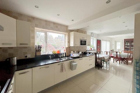 4 bedroom detached house for sale, Alcester Road, Sale