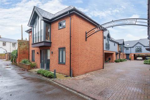 2 bedroom link detached house for sale, Brew House Lane, Hartley Wintney RG27