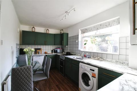 3 bedroom semi-detached house to rent, Wallingford Road, Bristol, BS4