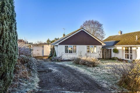 2 bedroom detached bungalow for sale, Hawkshaw Close, Liphook