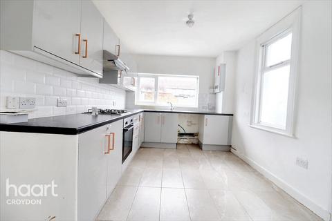 5 bedroom end of terrace house to rent, Alderton Road, CROYDON