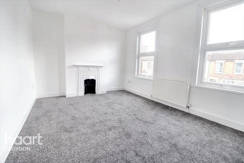 5 bedroom end of terrace house to rent, Alderton Road, CROYDON