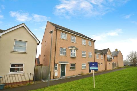 4 bedroom end of terrace house for sale, The Moat, Aylesbury HP18