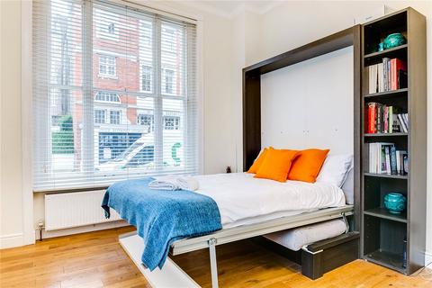 Studio for sale, London W2