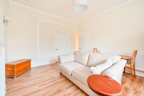 1 bedroom flat to rent, Linden Gardens, Chiswick, London, W4