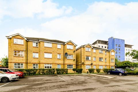 1 bedroom flat for sale, Turner Close, Wembley, HA0