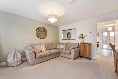 3 bedroom house for sale, Brocade Road, Andover