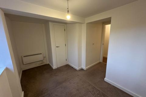 1 bedroom apartment to rent, Swinton Hall Road, Manchester M27