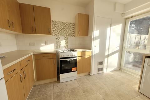 1 bedroom in a flat share to rent, Fairmead Crescent, Edgware HA8