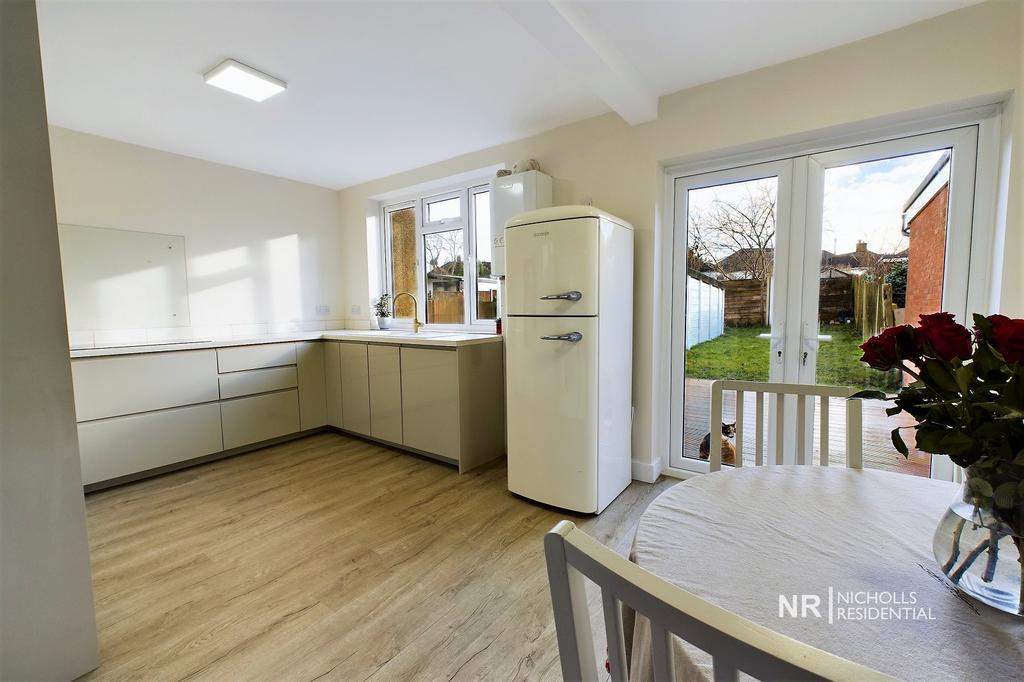Kitchen/Dining Room