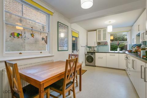 3 bedroom terraced house for sale, Palatine Road, London, N16