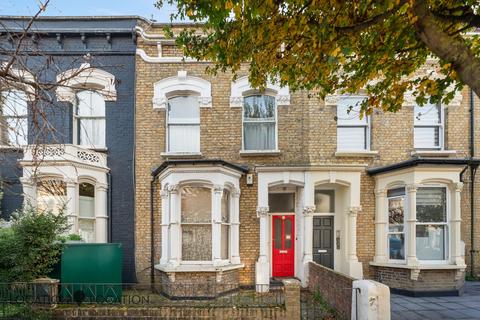 3 bedroom terraced house for sale, Palatine Road, London, N16